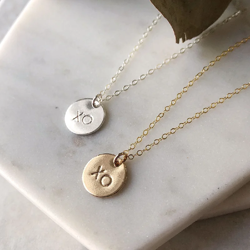 modern necklaces for women -XO Neckace