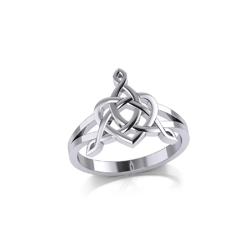 eternity diamond rings -Celtic Father-Mother-Child "Family A Born For Eternity" Triquetra or Trinity Heart Silver Ring TRI2261