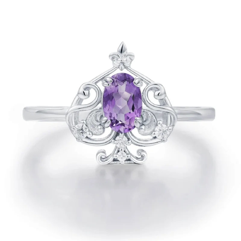 vintage-style necklaces for women -Leafy Spade Amethyst Ring