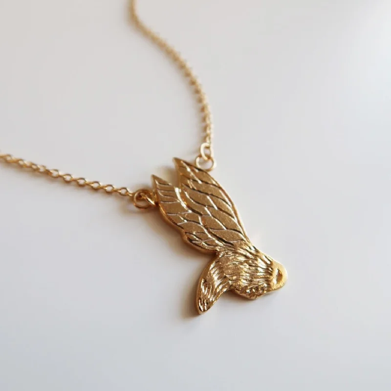 sterling silver necklaces for women -Flying Bee Necklace